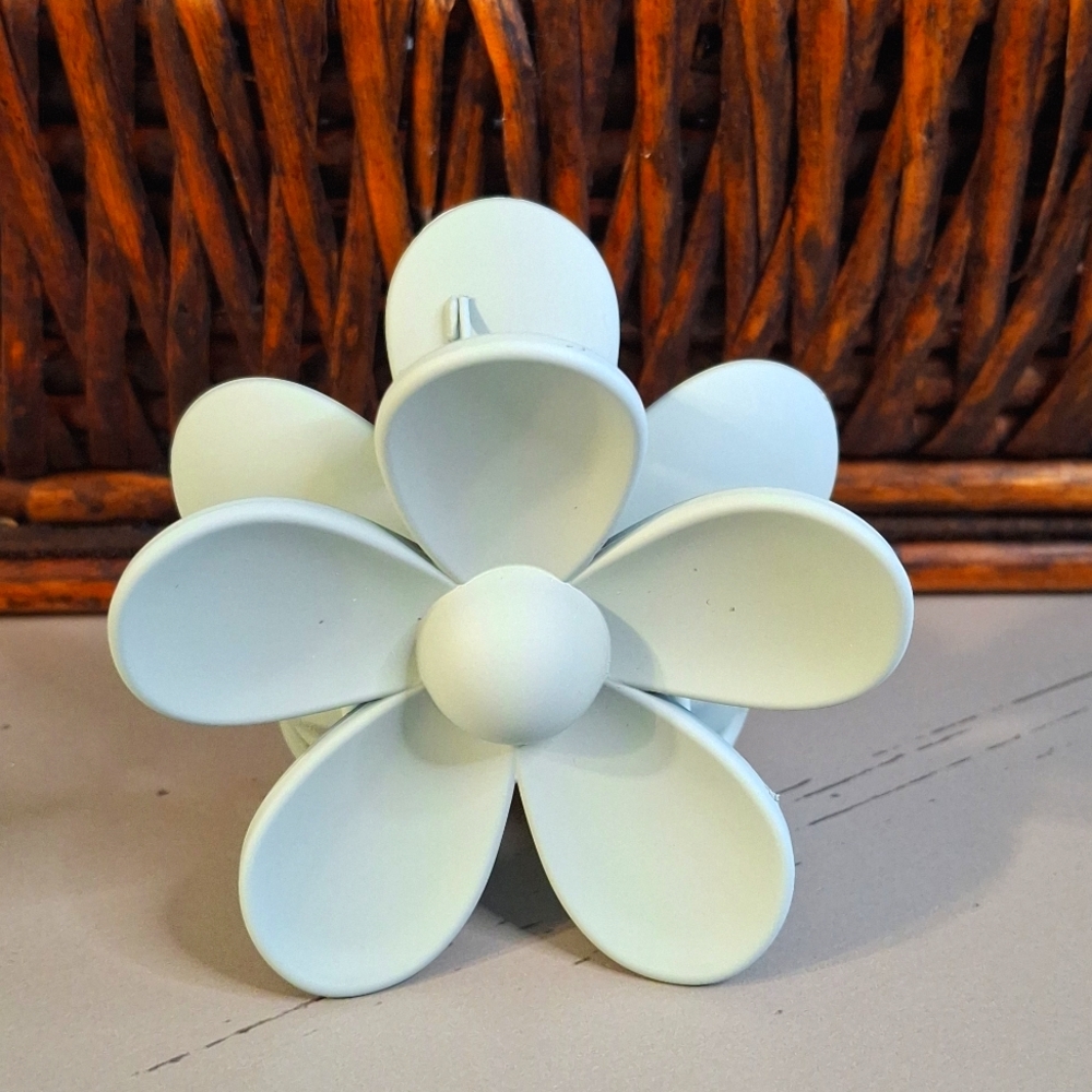 Flower Hair Clip